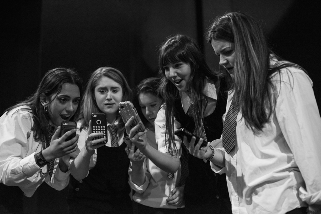 hjorthmedh-girls-like-that-8