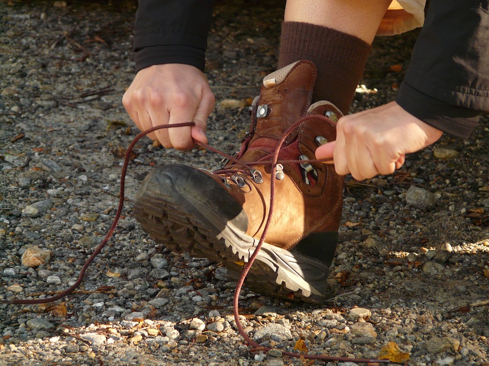 tie-shoes-3082_960_720