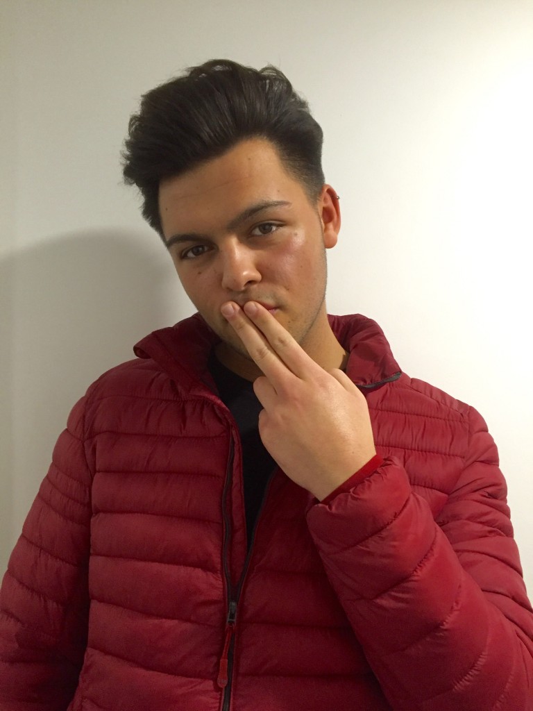 george pose 2