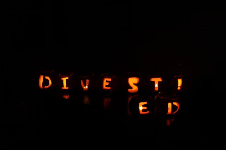 That's some creative pumpkin carving
