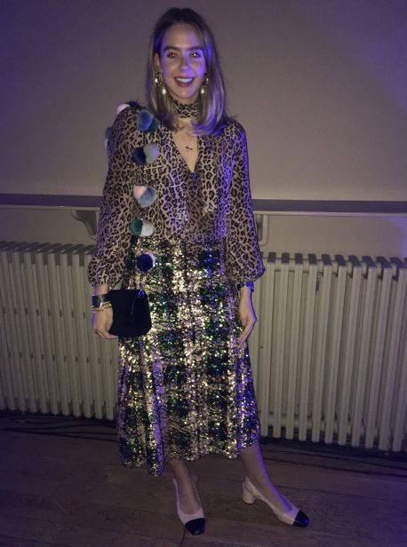 Image may contain: Crowd, Robe, Evening Dress, Gown, Woman, Fashion, Costume, Female, Dress, Person, Human, Apparel, Clothing