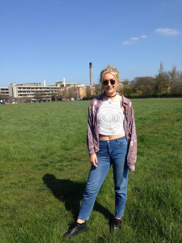 Bella, Newcastle