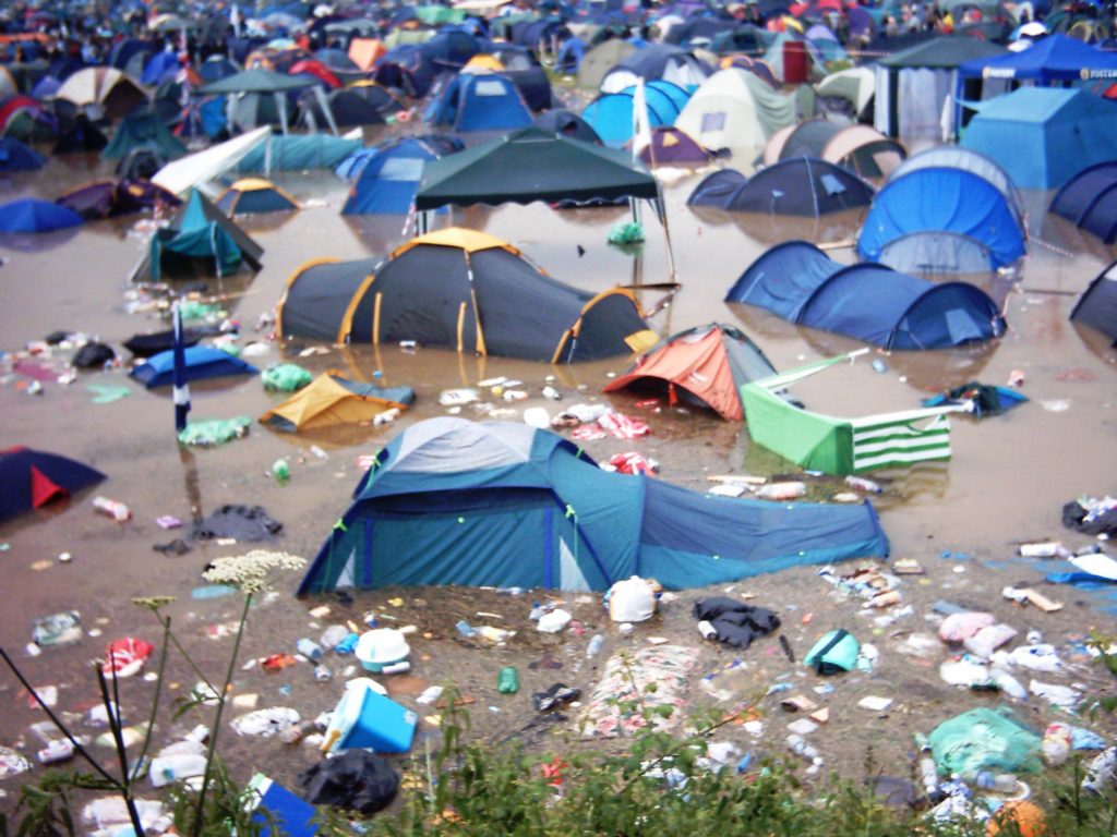 lol 2 glasto