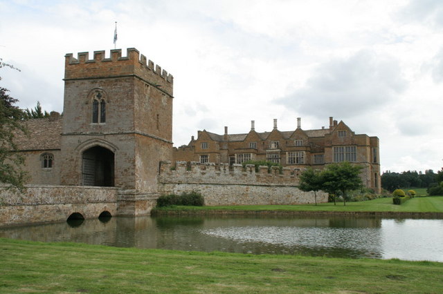 The Gatehouse to Broughton Castle