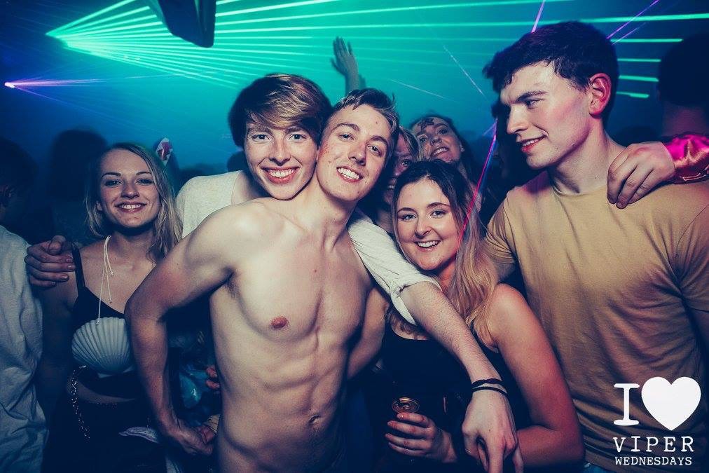 is-this-guy-literally-naked-on-the-dancefloor-tho