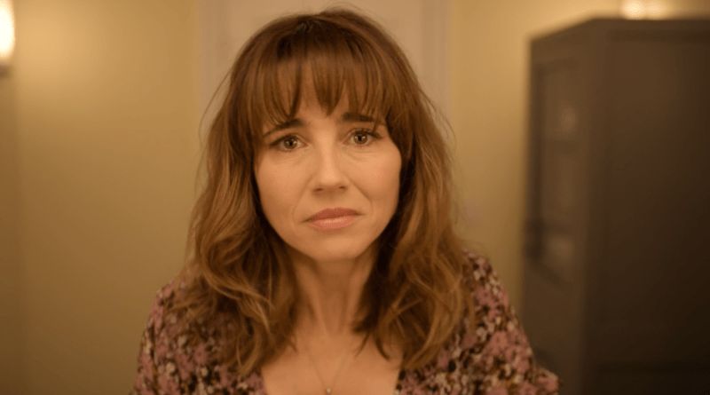 Image may contain: Dead To Me season 2, Dead To Me, Netflix, season 2, new series, episodes, release date, episodes, Photography, Photo, Portrait, Girl, Woman, Child, Teen, Blonde, Kid, Female, Person, Human, Face