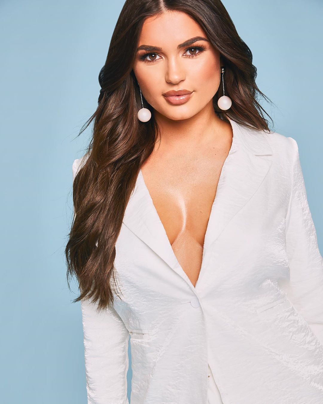 Image may contain: Love Island 2019 contestants, Love Island, 2019, now, job, Instagram, updates, news, latest, series five, India Reynolds, Hair, Female, Long Sleeve, Face, Sleeve, Human, Person, Clothing, Apparel