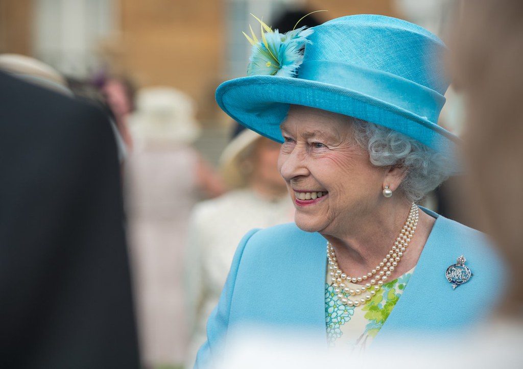 what happens when the Queen dies, what happens if the Queen dies, The Queen, Queen Elizabeth II, death, happens, London Bridge is down, Operation London Bridge, London Bridge, Buckingham Palace, TV, Radio, News,