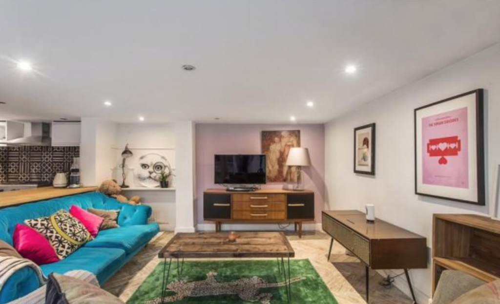 Caroline Flack flat, Caroline Flack, flat, house, Islington, where, pictures, inside, location, boyfriend, Lewis Burton, home, for sale