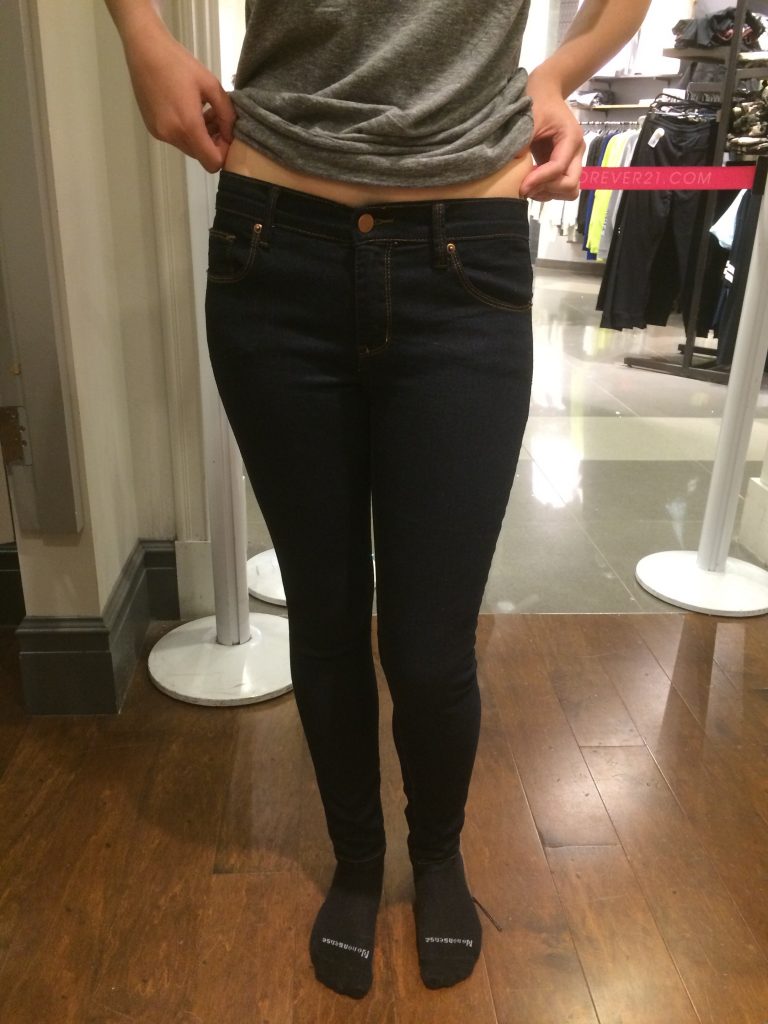 american eagle jean size compared to hollister