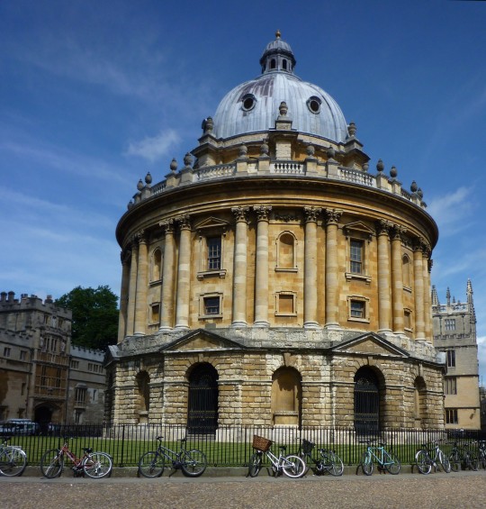 In 2011/12, only 57.7% of Oxford students were state educated...