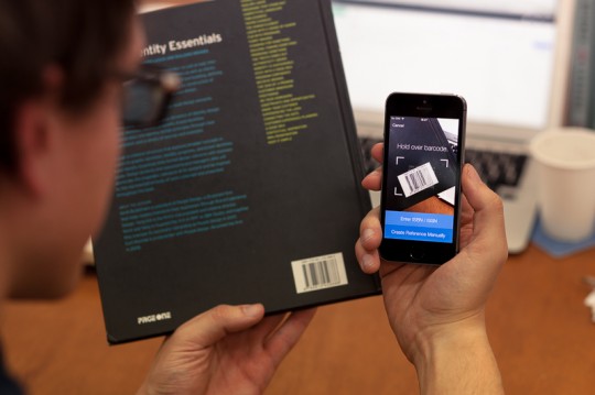 Scanned books are added to a list that can be synced with your computer
