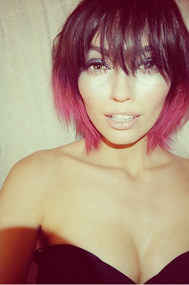 Charlotte reckons her selfie addiction has destroyedc relationships