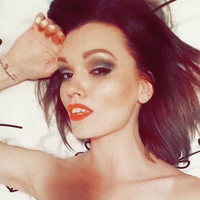 Charlotte has no problem taking 200 selfies every day