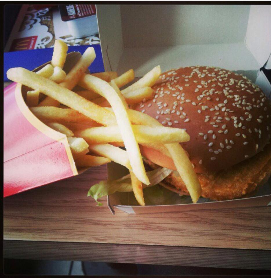 How a proper burger looks