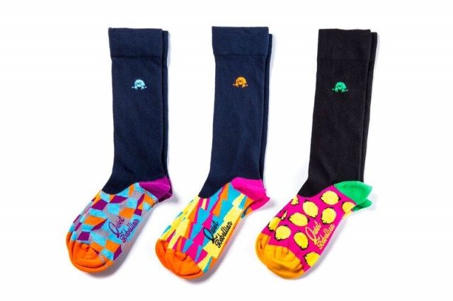 QR socks