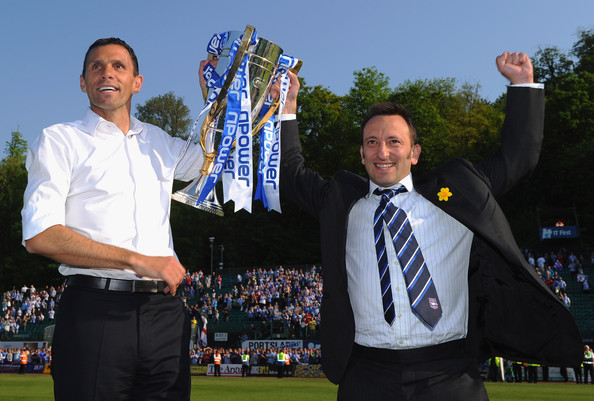 Tony Bloom celebrating winning League One with Gus Poyet in 2011