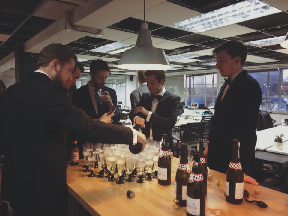 Pouring prosecco