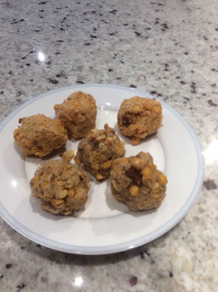 These Mackerel fish balls use stale bread to hold it together